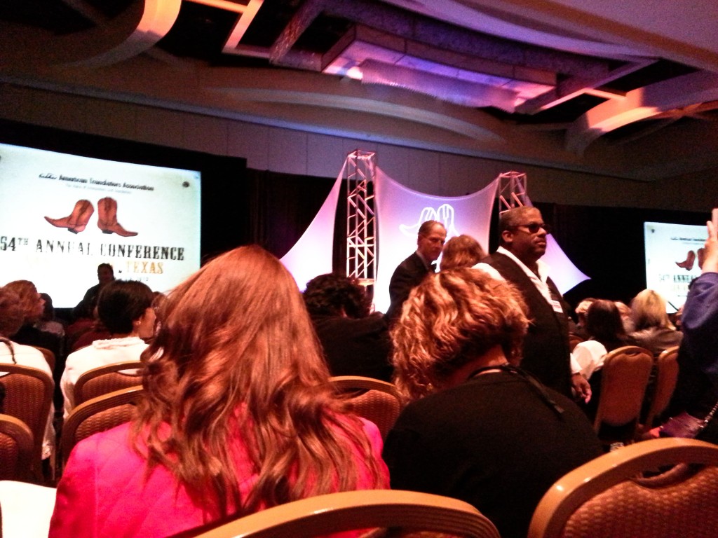 263_Sammankomst_251-365